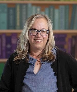 Robyn Stewart College Finance Expert